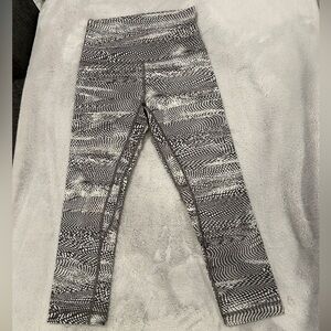 4 - Lululemon Fast and Free leggings - Cropped